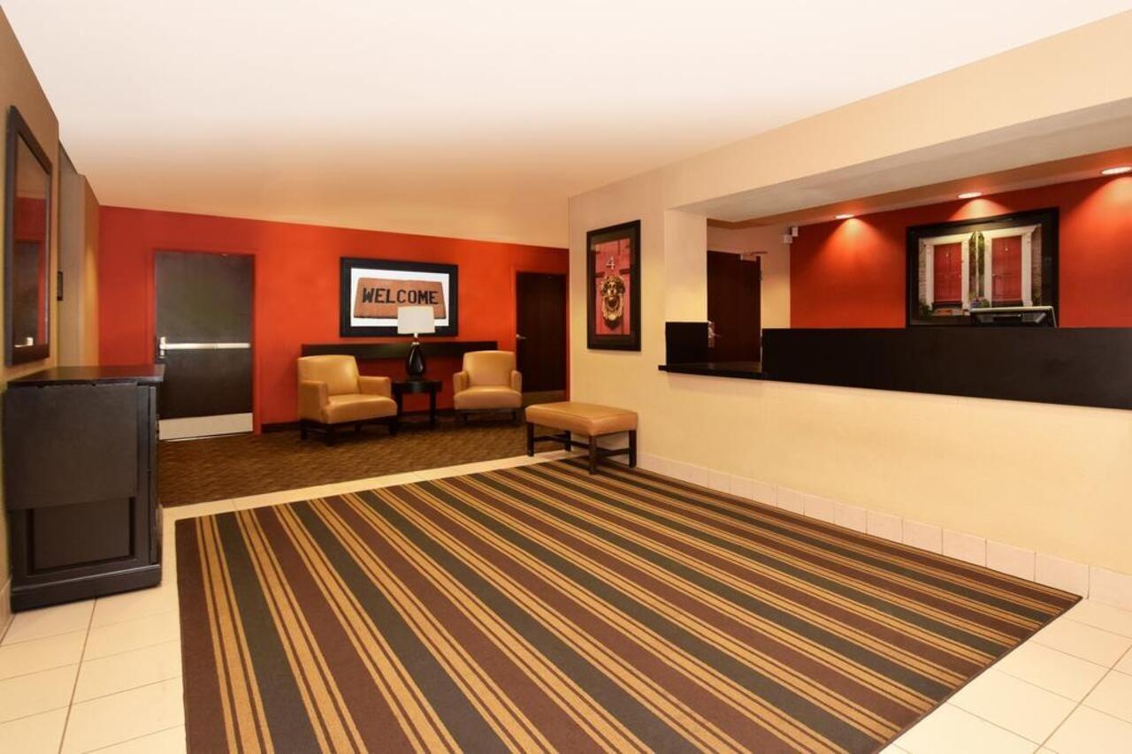 Sonesta Simply Suites Лансинг Екстериор снимка