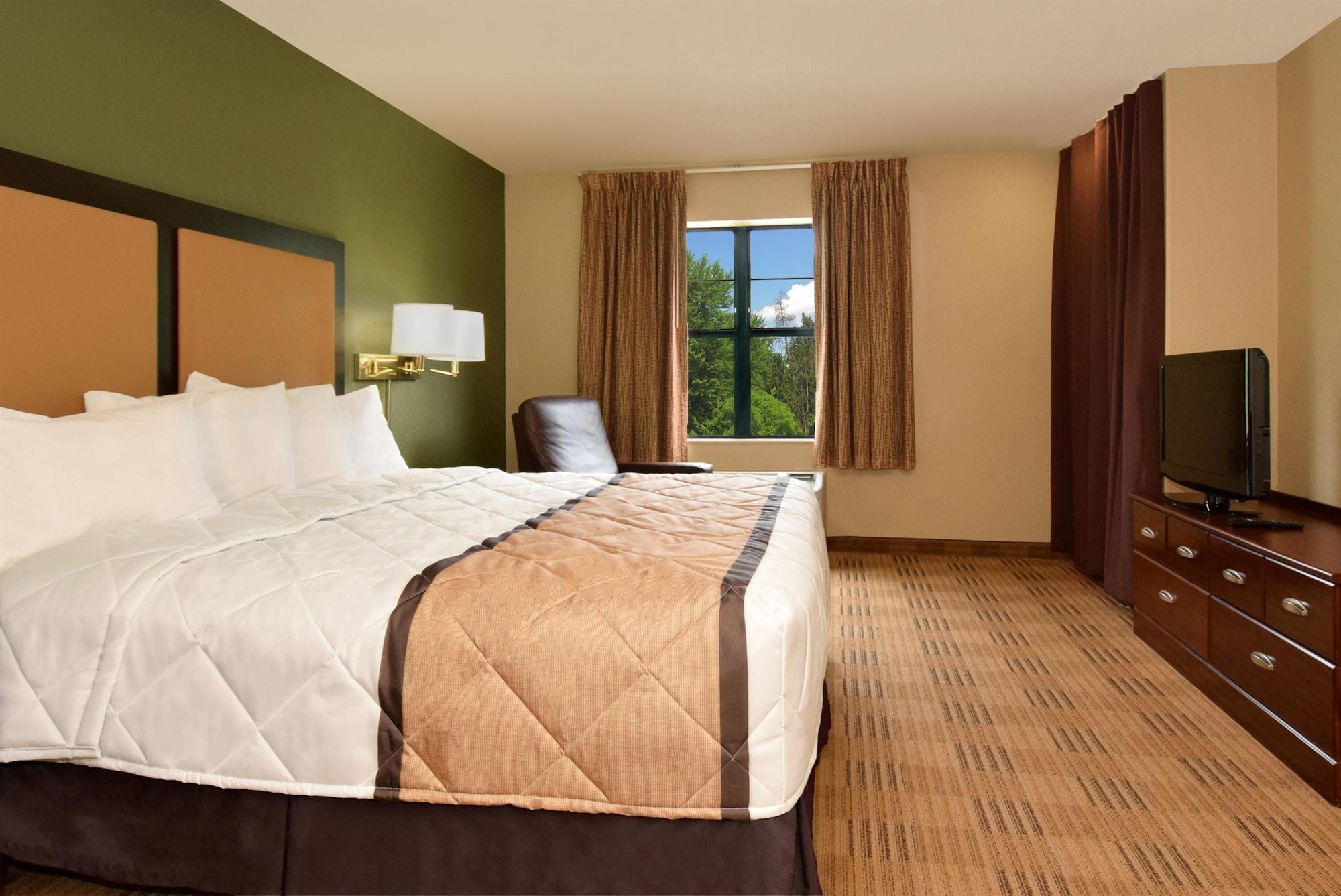 Sonesta Simply Suites Лансинг Екстериор снимка