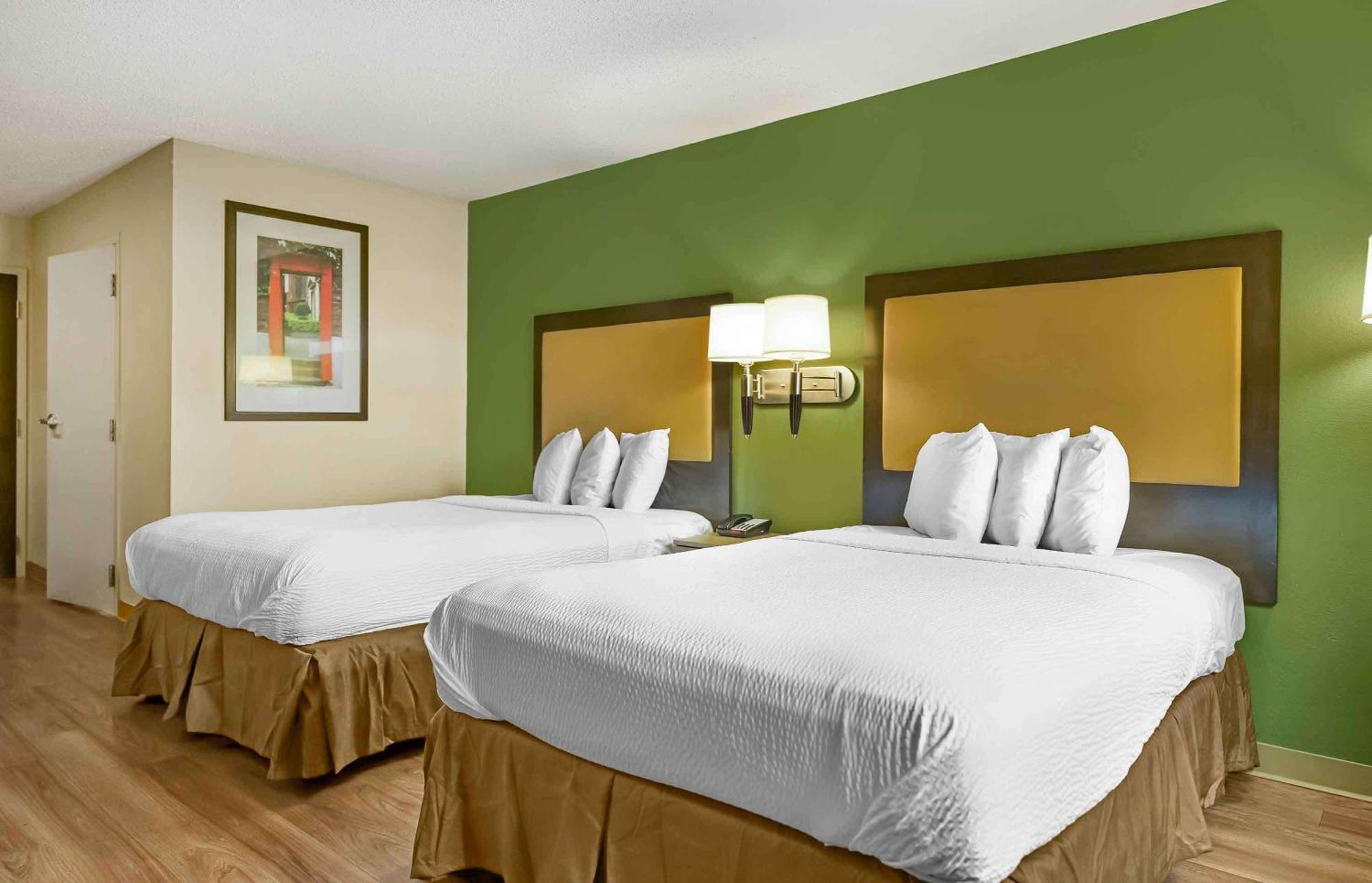 Sonesta Simply Suites Лансинг Екстериор снимка
